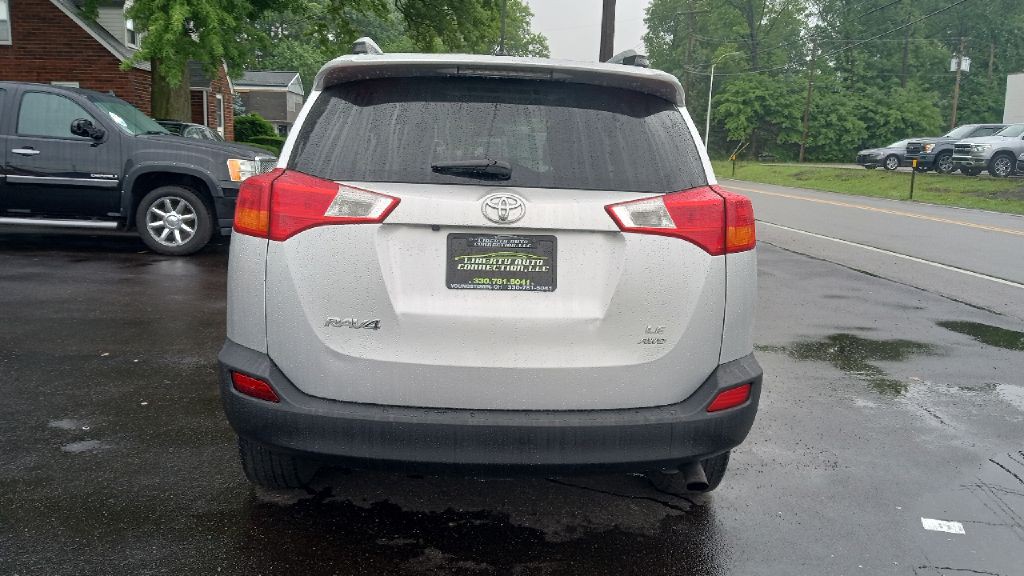 2014 Toyota Rav4 Image 9