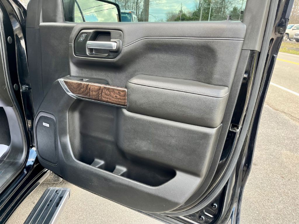 2019 GMC Sierra Image 8