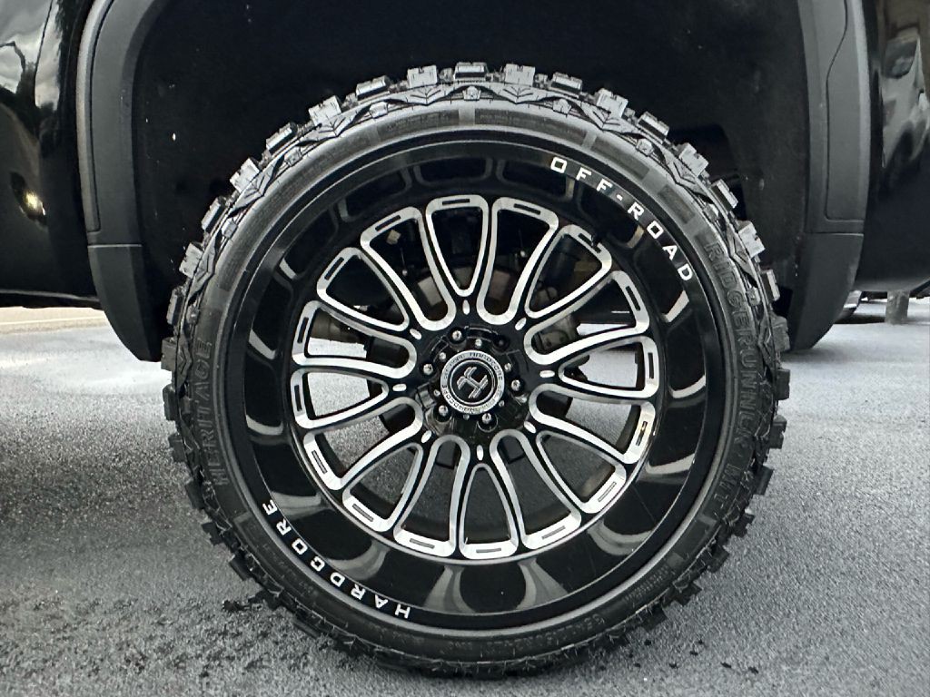 2019 GMC Sierra Image 16