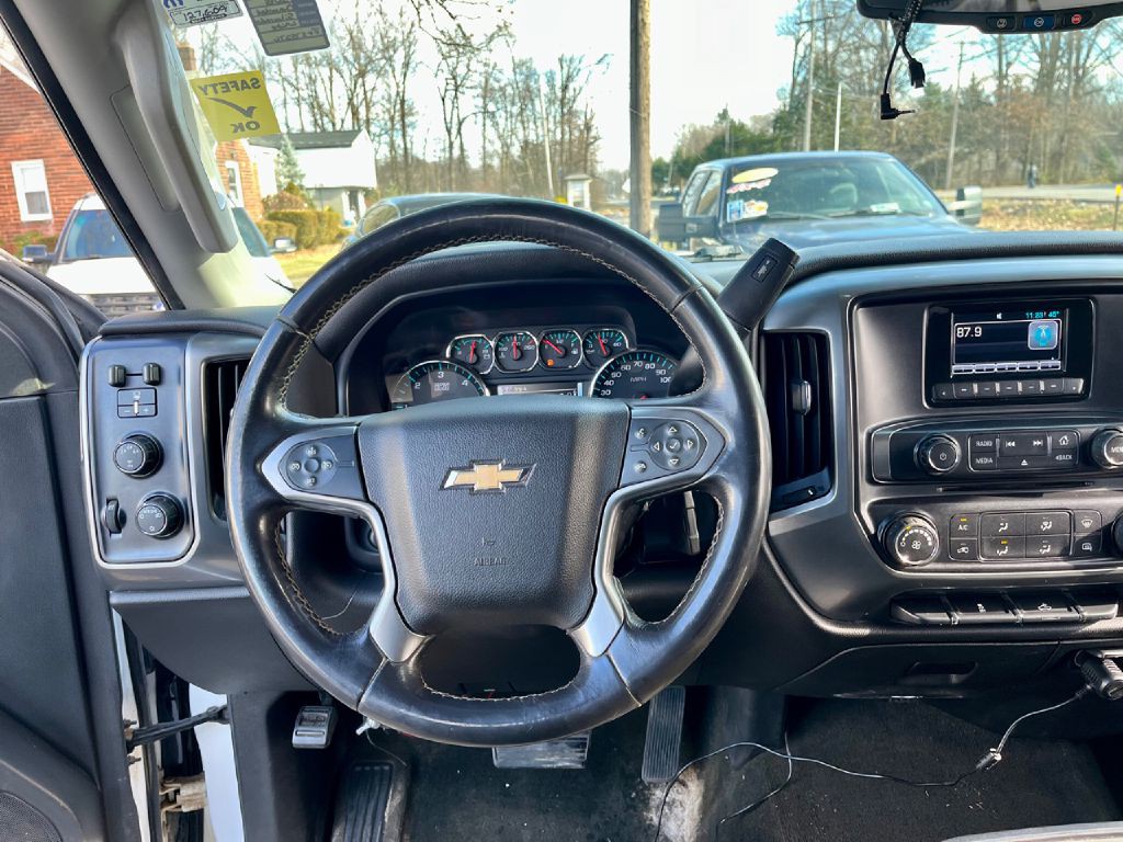 2015 Chevrolet Silverado 1500 Image 11