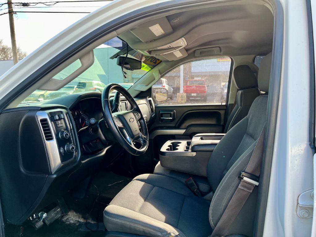 2015 Chevrolet Silverado 1500 Image 19