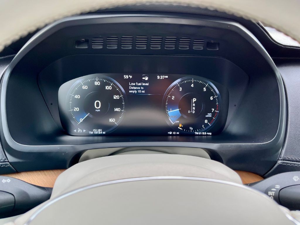 2016 Volvo XC90 Image 21
