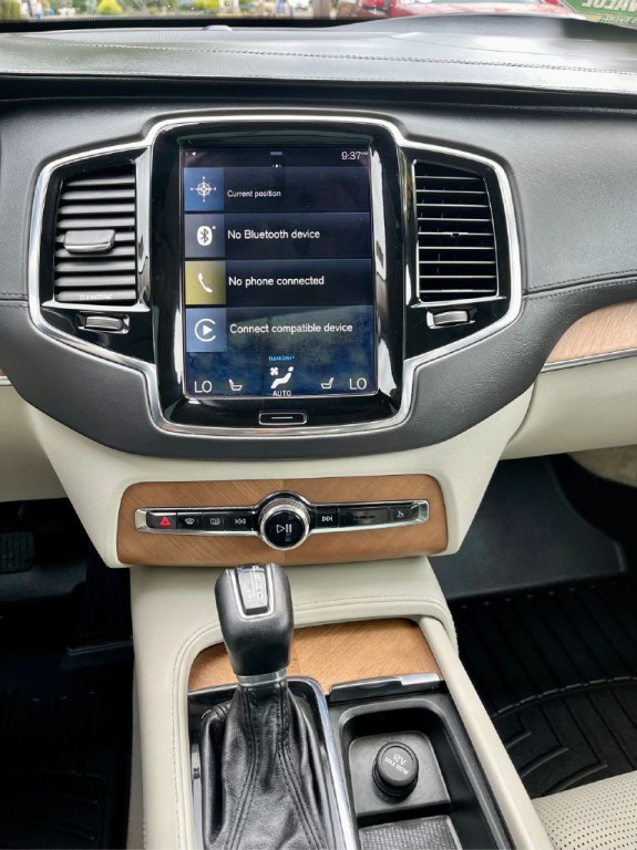 2016 Volvo XC90 Image 22