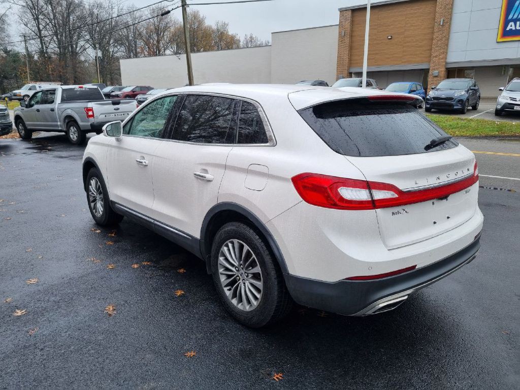 2016 Lincoln MKX Image 10