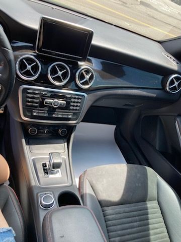 2014 Mercedes-Benz CLA-Class Image 5