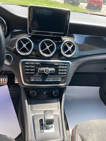 2014 Mercedes-Benz CLA-Class Image 4