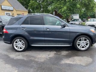 2015 Mercedes-Benz M-Class Image 2