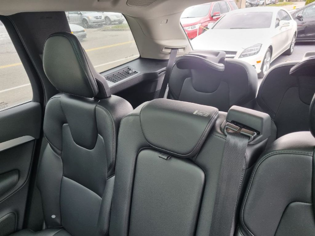 2018 Volvo XC90 Image 16