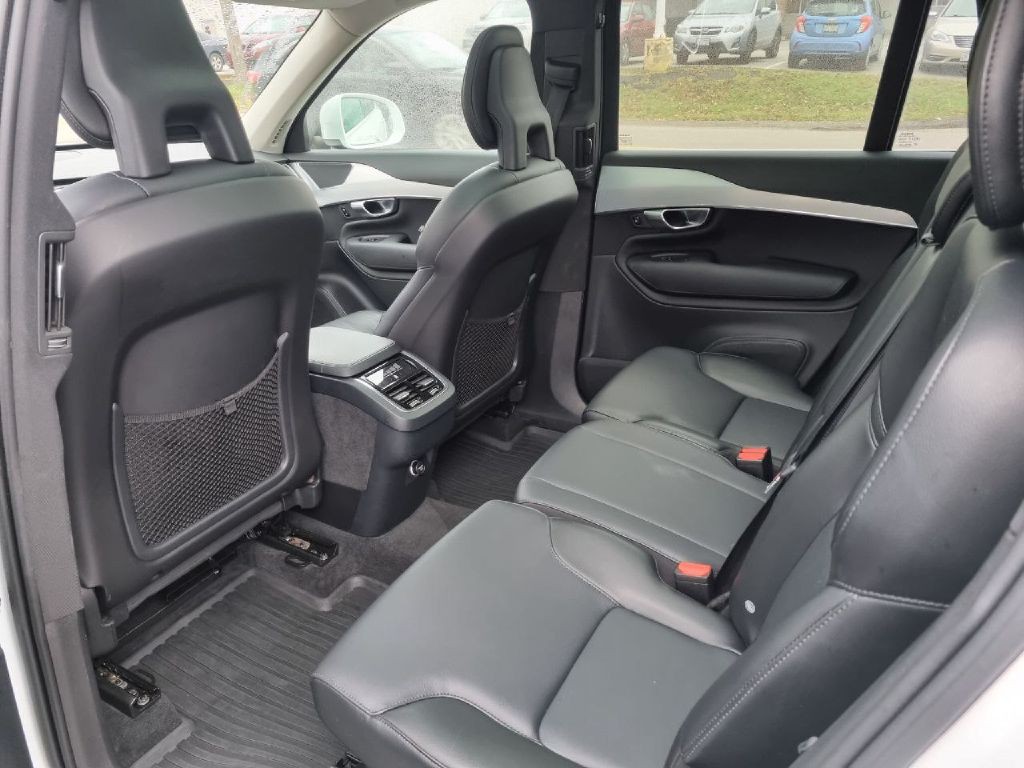 2018 Volvo XC90 Image 17