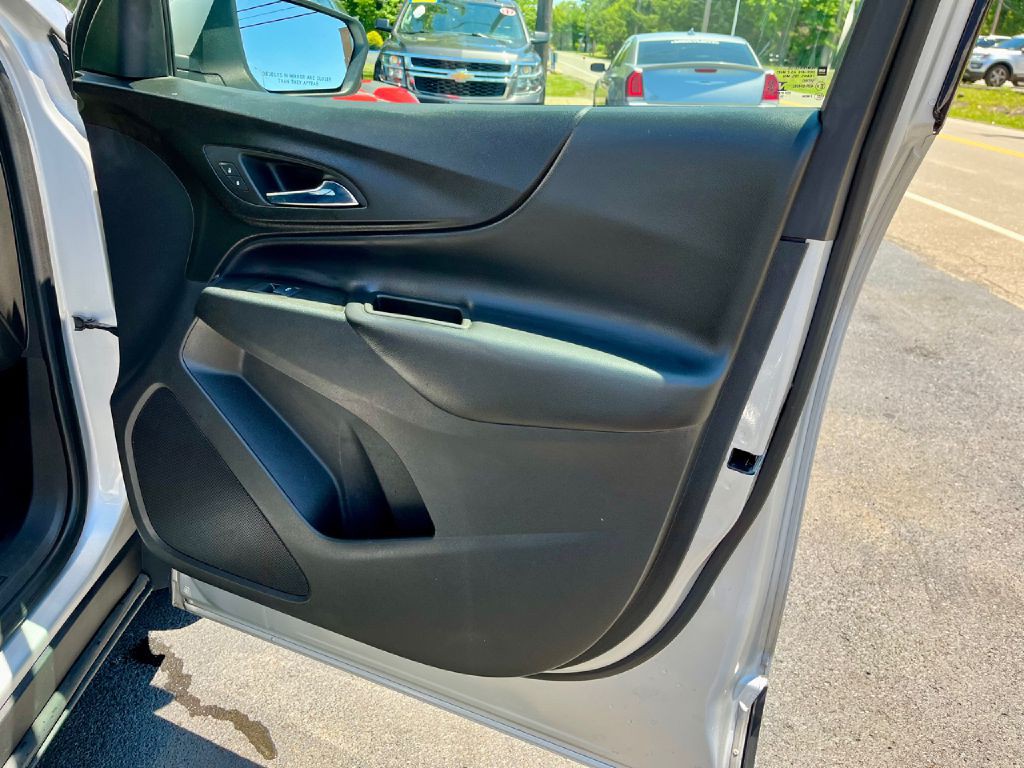 2020 Chevrolet Equinox Image 13