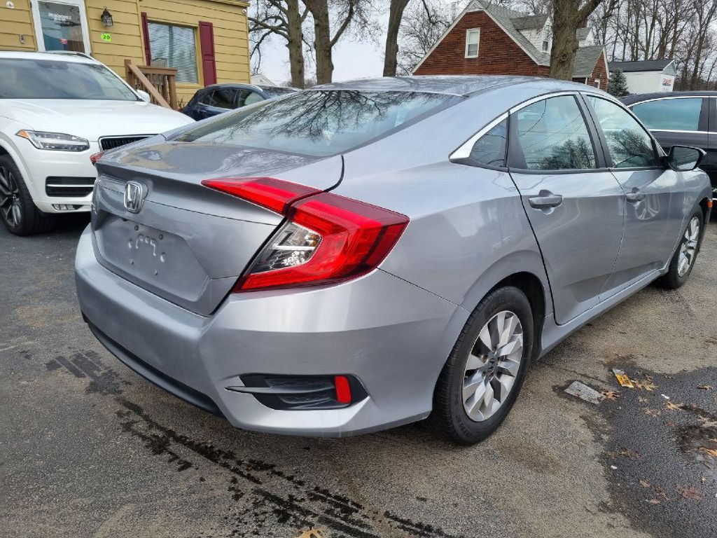 2016 Honda Civic Image 7