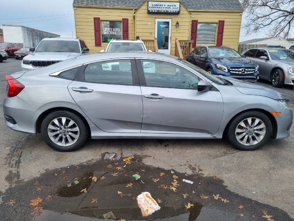 2016 Honda Civic Image 8