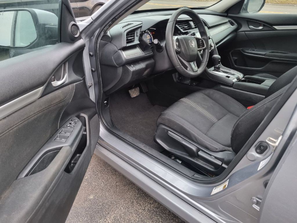 2016 Honda Civic Image 10