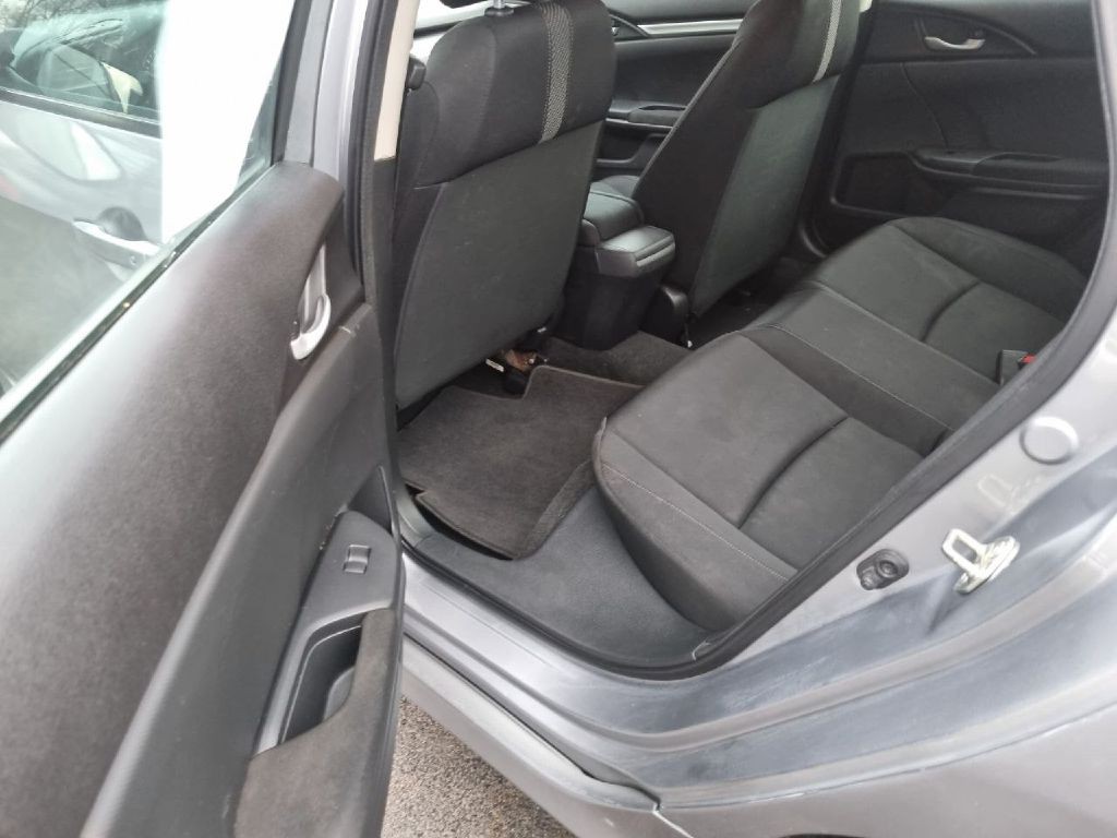 2016 Honda Civic Image 15