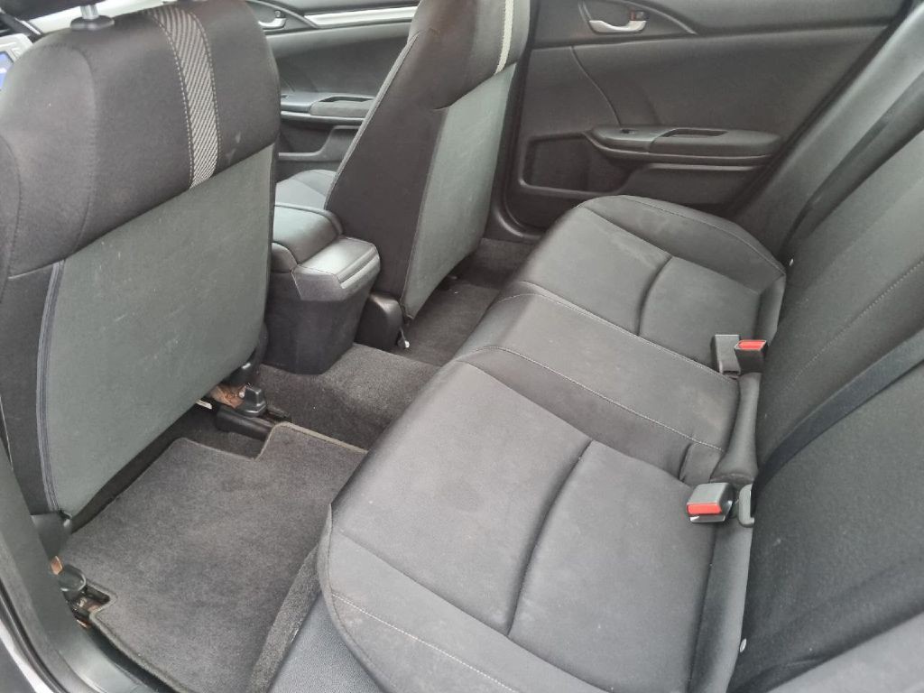 2016 Honda Civic Image 16