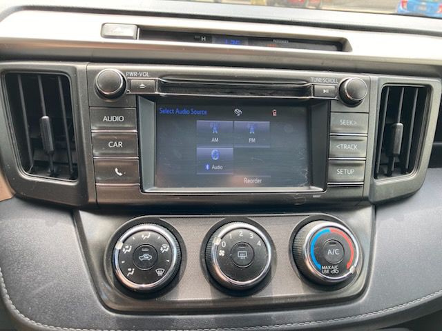 2015 Toyota Rav4 Image 1