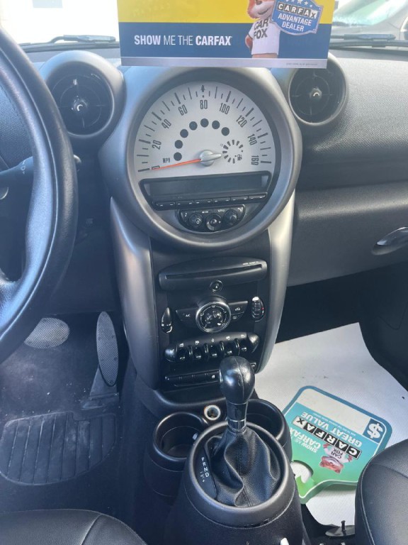 2012 MINI Cooper Image 3