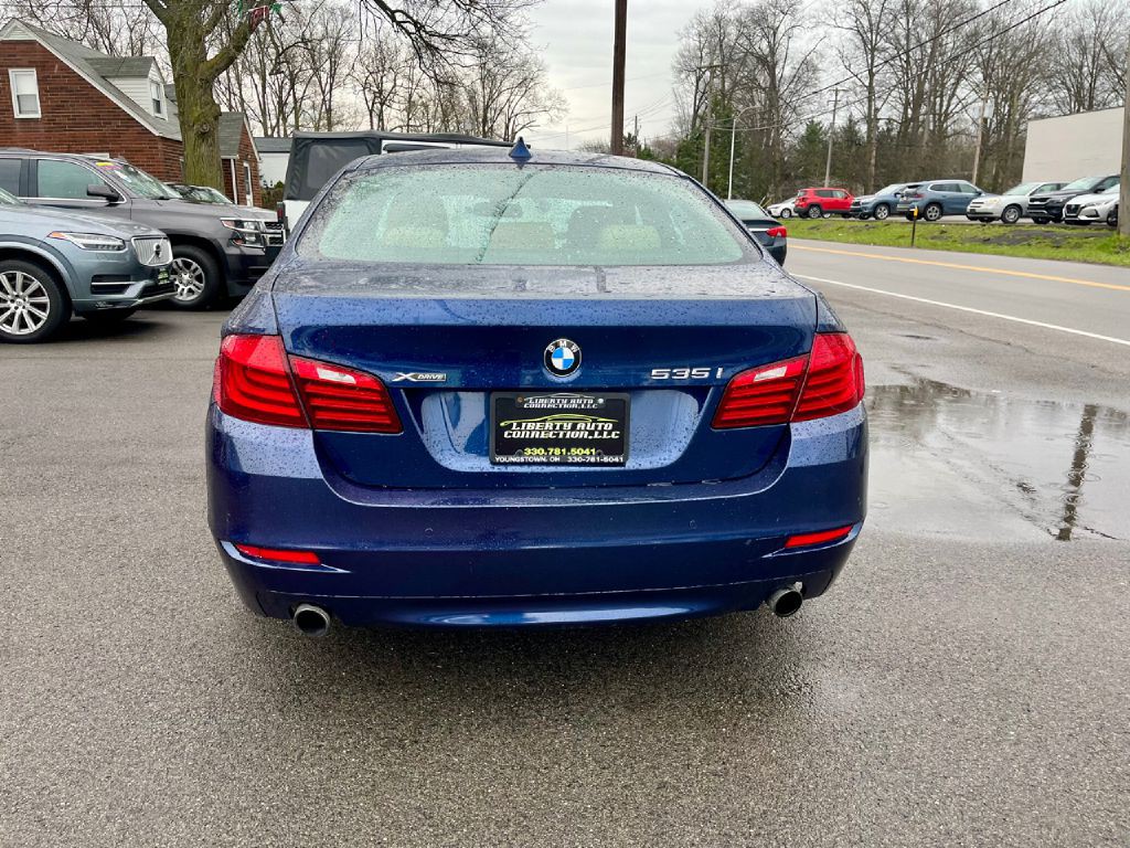 2016 BMW 5 Series Image 18