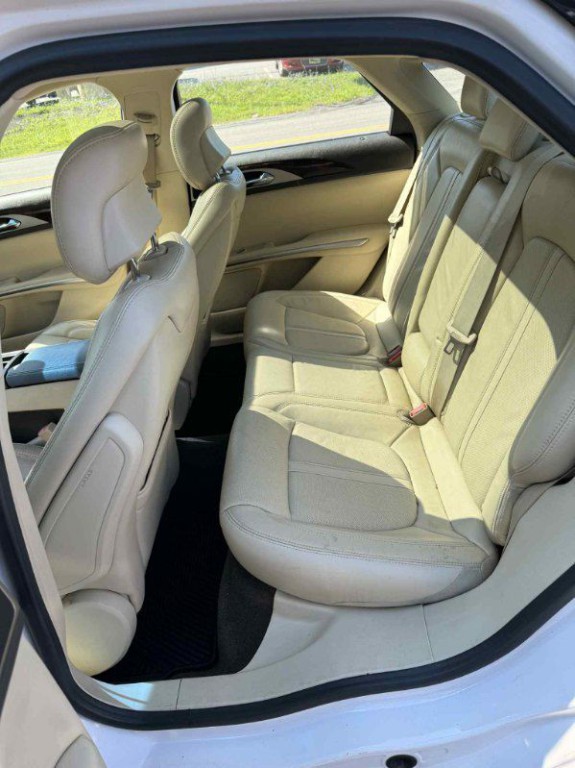 2014 Lincoln MKZ Image 6