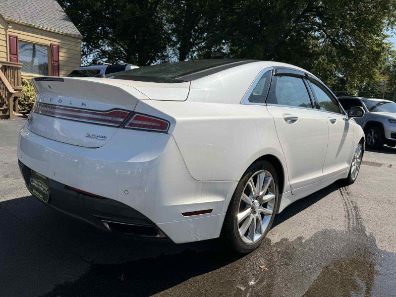 2014 Lincoln MKZ Image 19