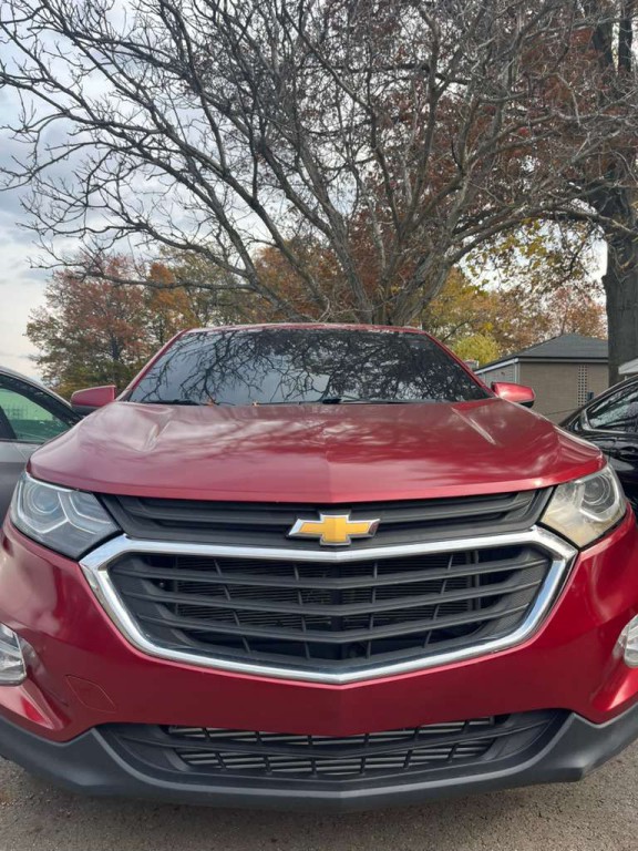 2018 Chevrolet Equinox Image 2