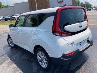 2020 Kia Soul Image 4