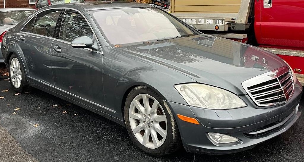 2008 Mercedes-Benz S-Class Image 2