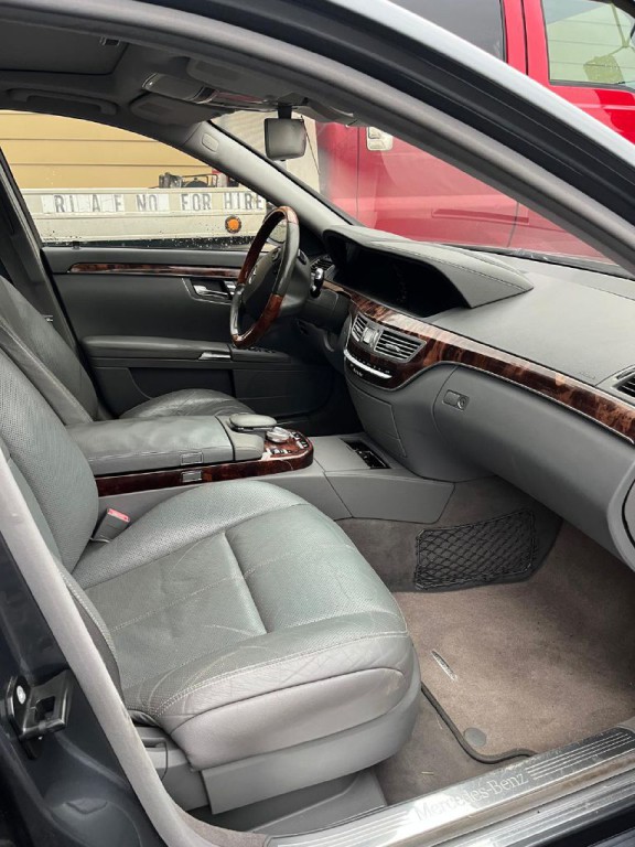 2008 Mercedes-Benz S-Class Image 5