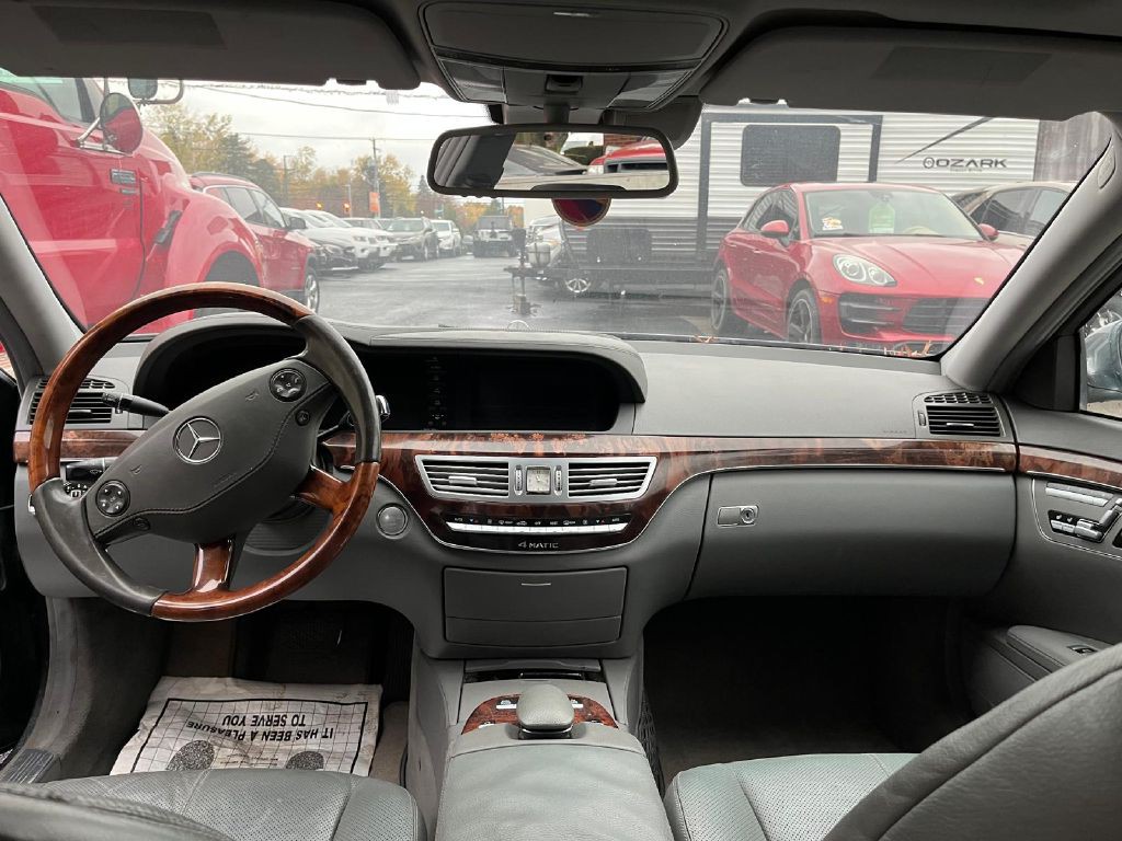 2008 Mercedes-Benz S-Class Image 21