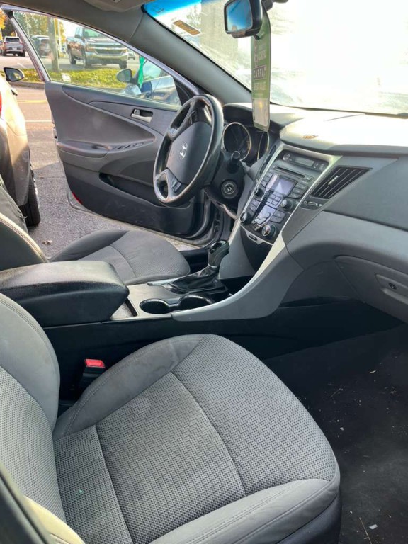 2013 Hyundai Sonata Image 12
