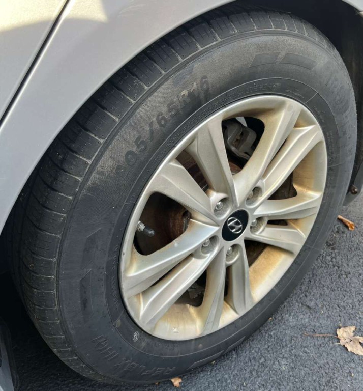 2013 Hyundai Sonata Image 16