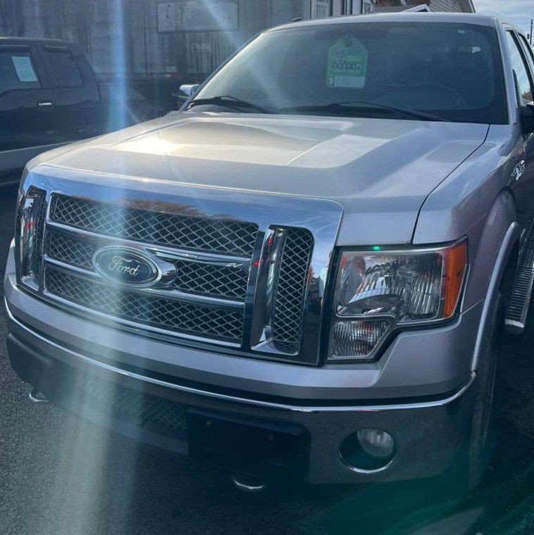 2011 Ford F-150 Image 1