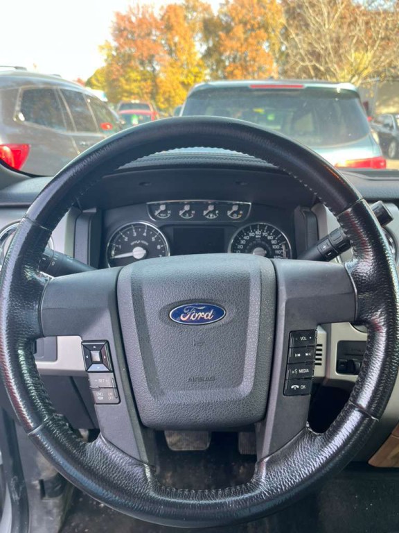 2011 Ford F-150 Image 17