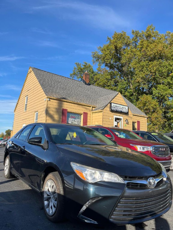 2016 Toyota Camry Image 5