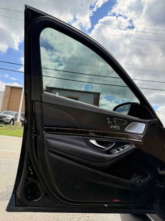 2016 Mercedes-Benz S-Class Image 13