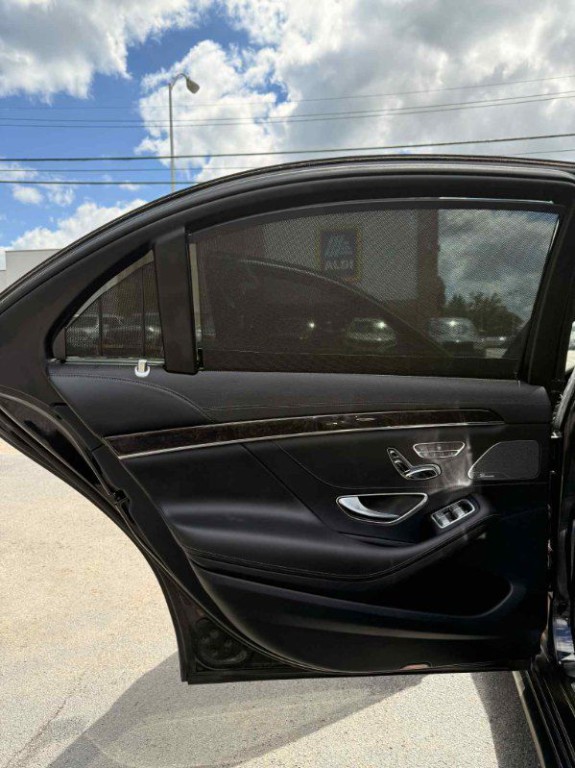 2016 Mercedes-Benz S-Class Image 15