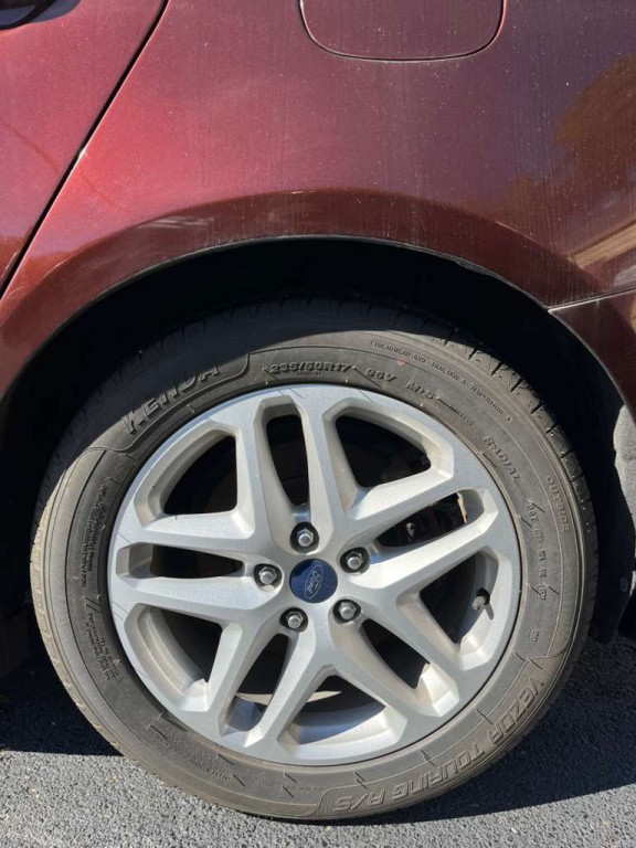 2016 Ford Fusion Image 31