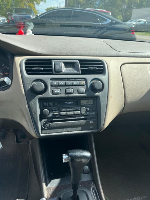 2000 Honda Accord Image 15