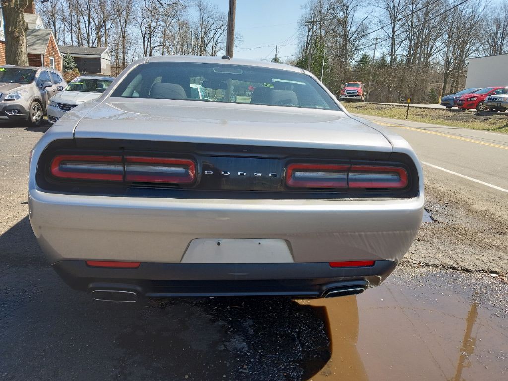 2015 Dodge Challenger Image 5
