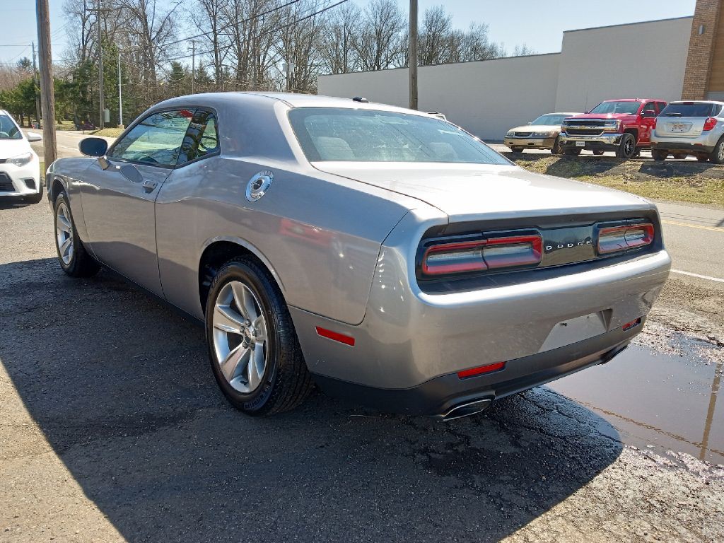 2015 Dodge Challenger Image 6