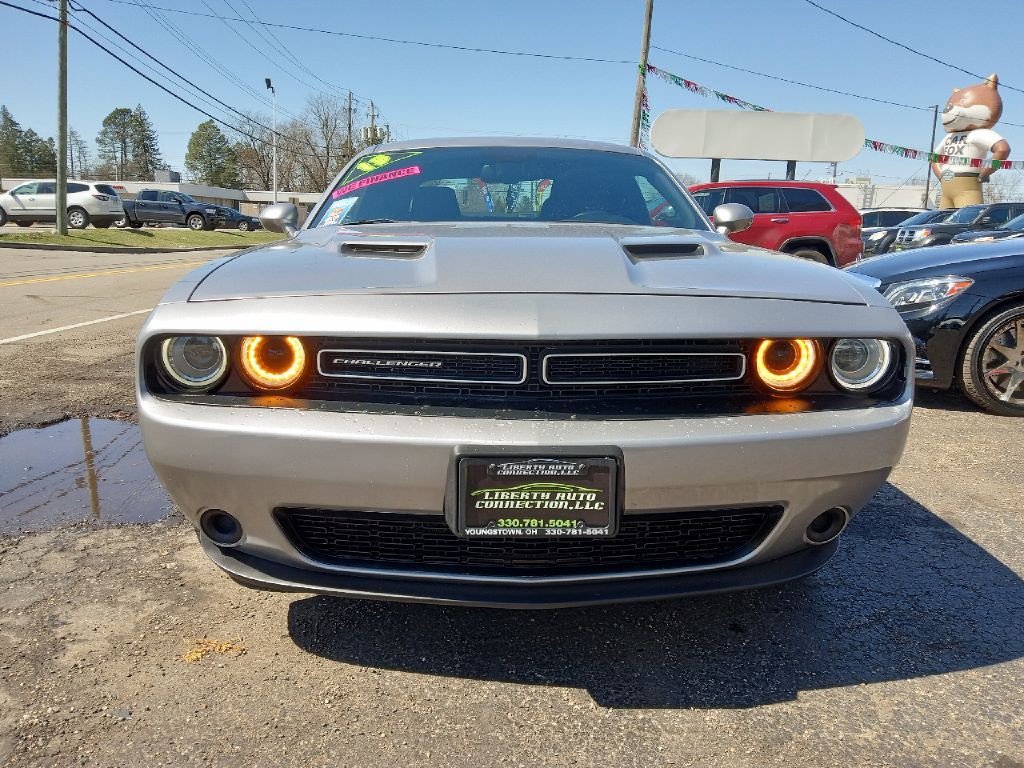 2015 Dodge Challenger Image 10
