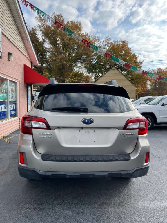 2015 Subaru Outback Image 9