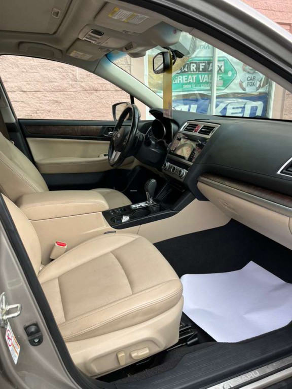 2015 Subaru Outback Image 23