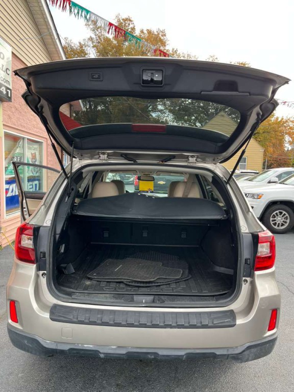 2015 Subaru Outback Image 26