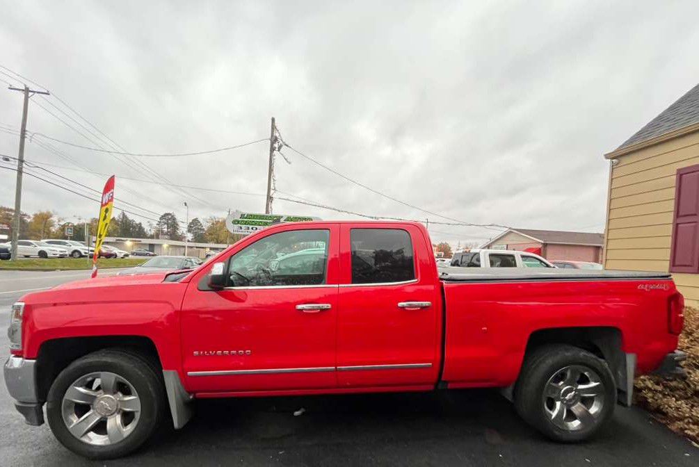 2017 Chevrolet Silverado 1500 Image 2