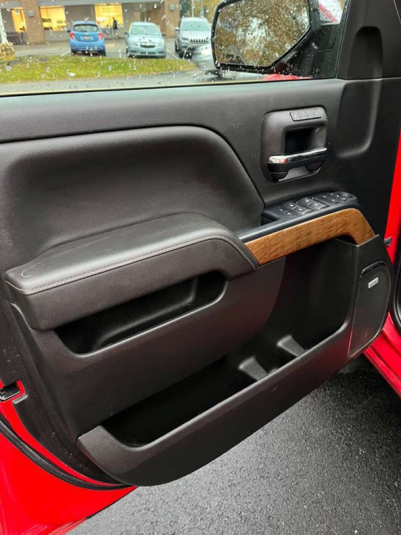 2017 Chevrolet Silverado 1500 Image 4