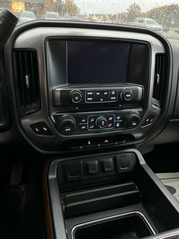 2017 Chevrolet Silverado 1500 Image 9