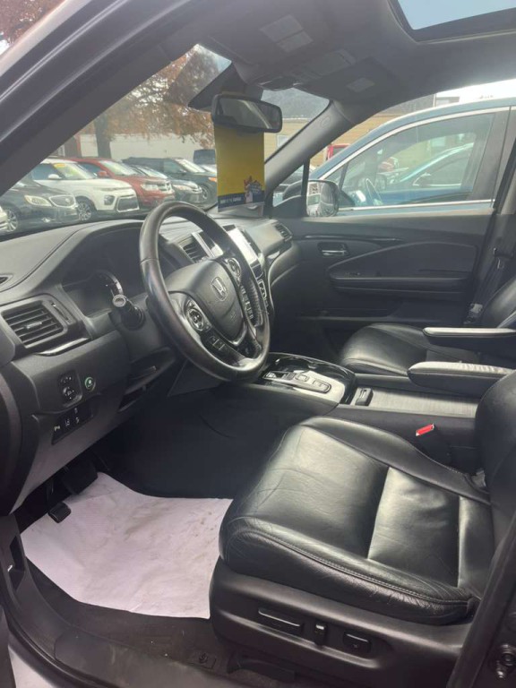 2016 Honda Pilot Image 8