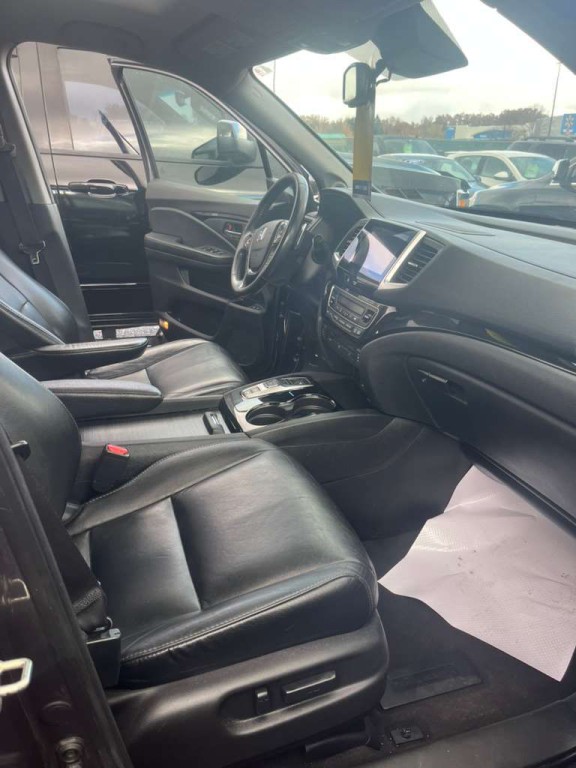 2016 Honda Pilot Image 12