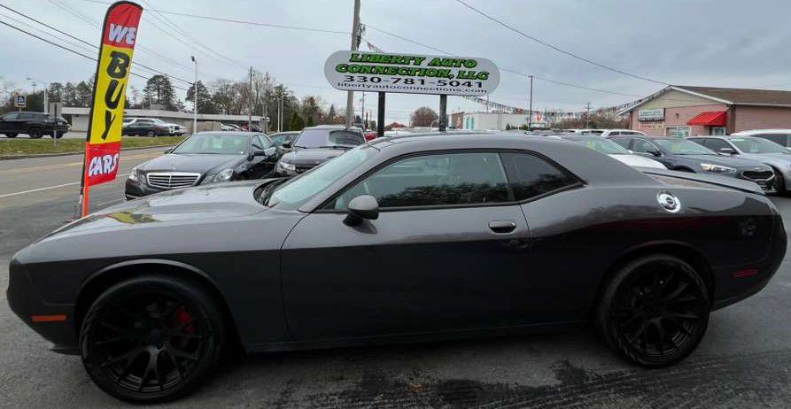 2019 Dodge Challenger Image 3